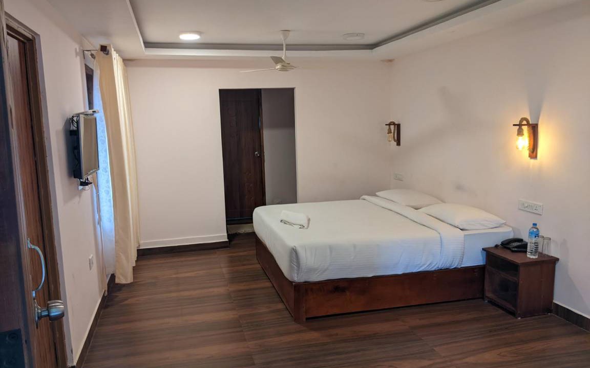 Photo of Bedroom in DLF Phase 3