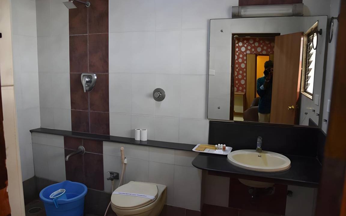 Photo of Bathroom in Uttukuli