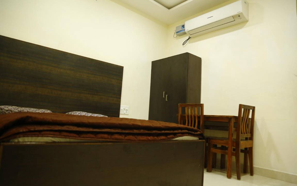 Photo of Bedroom in Arani