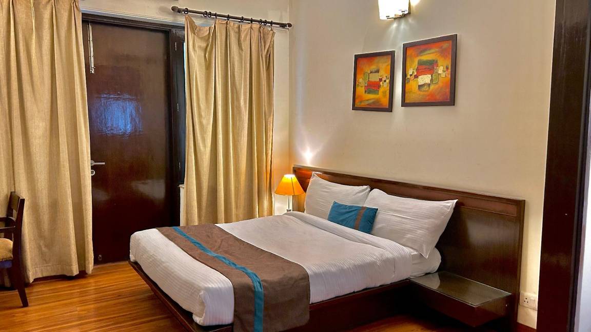 Photo of Bedroom in DLF City