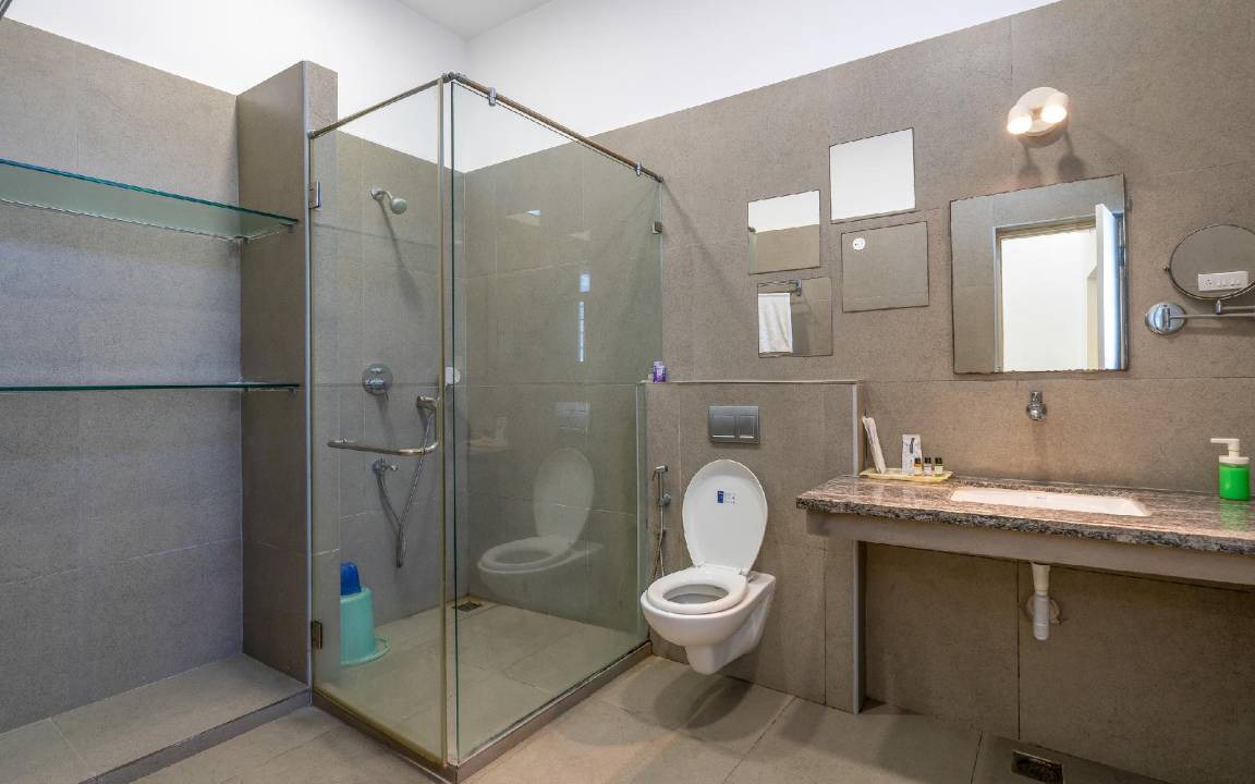 Photo of Bathroom in Kanathur