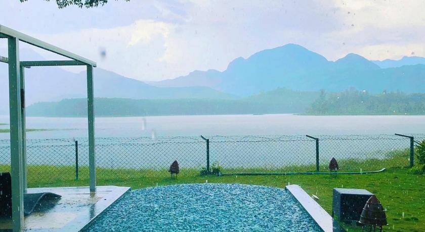 Photo of Others in Chittar Lake