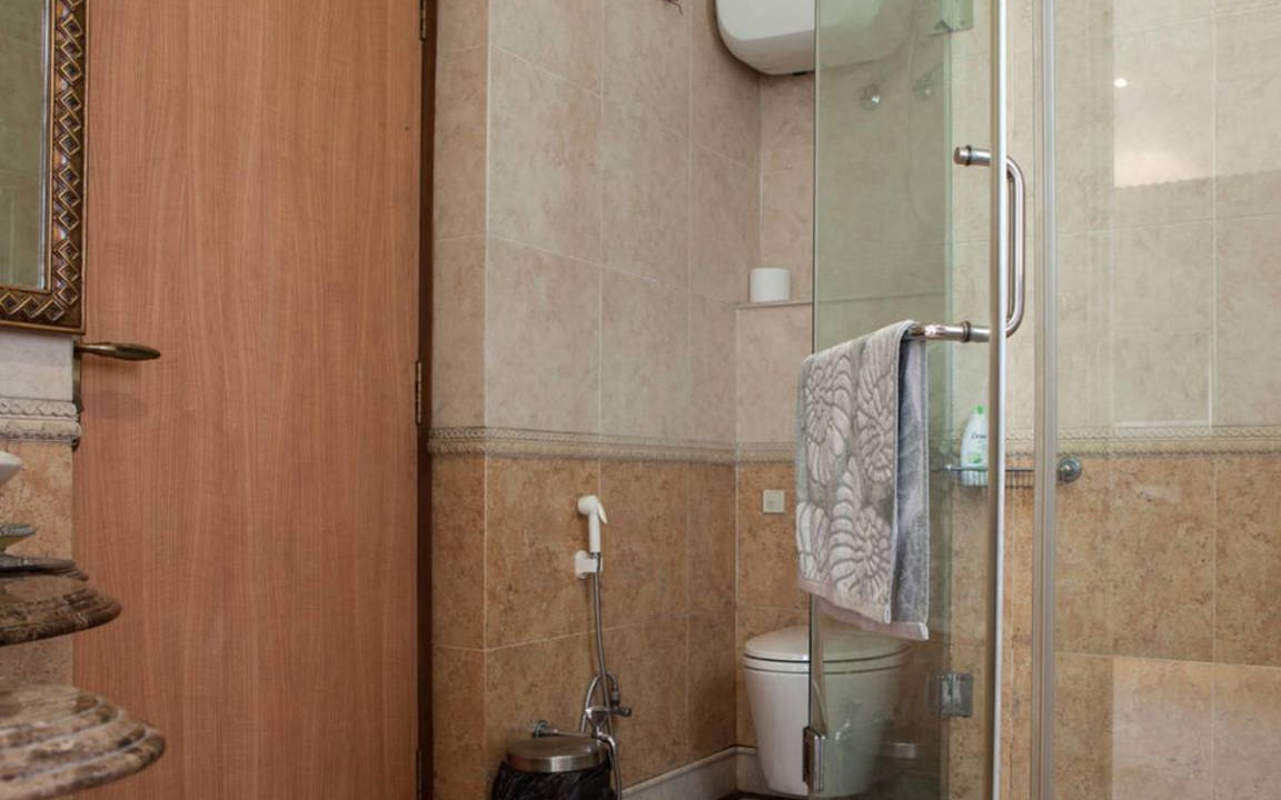 Photo of Bathroom in Park Street