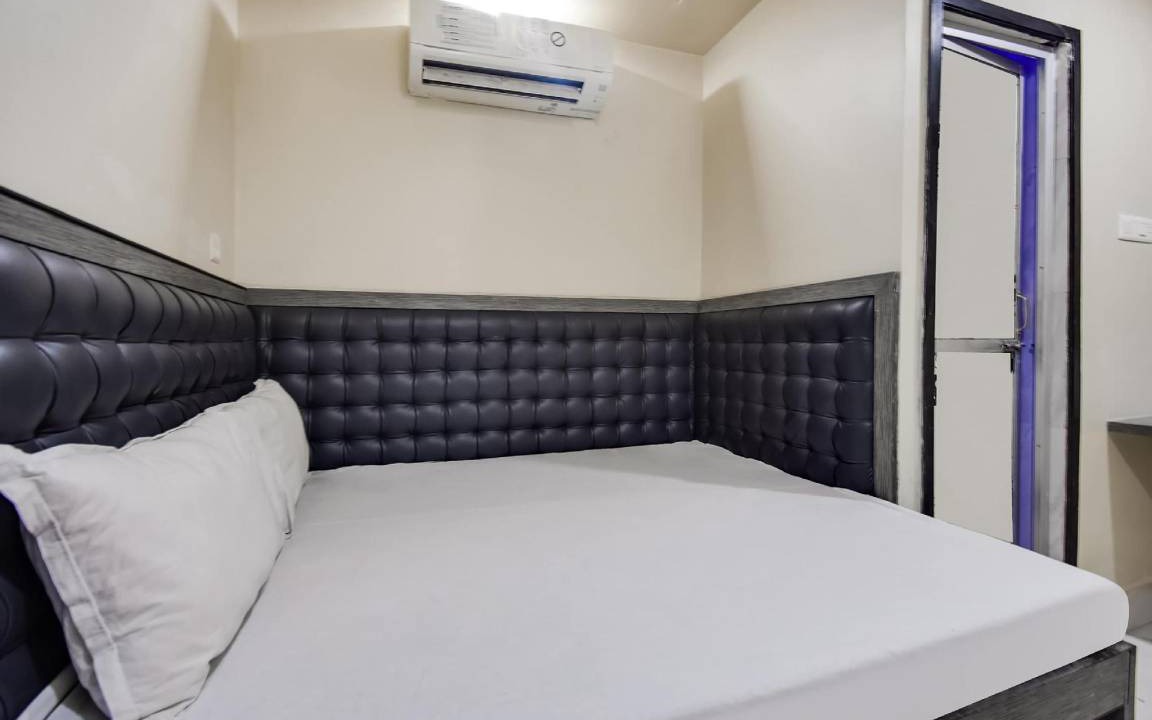 Photo of Bedroom in Kolkata