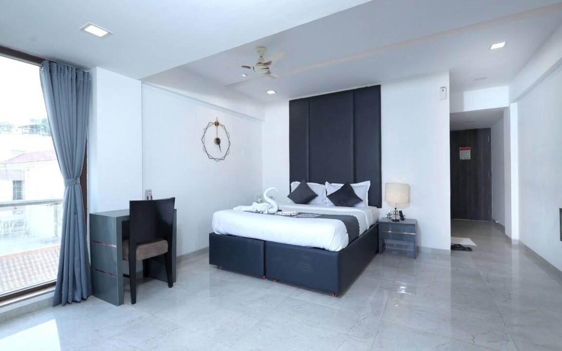 Photo of Bedroom in Upper Govind Nagar