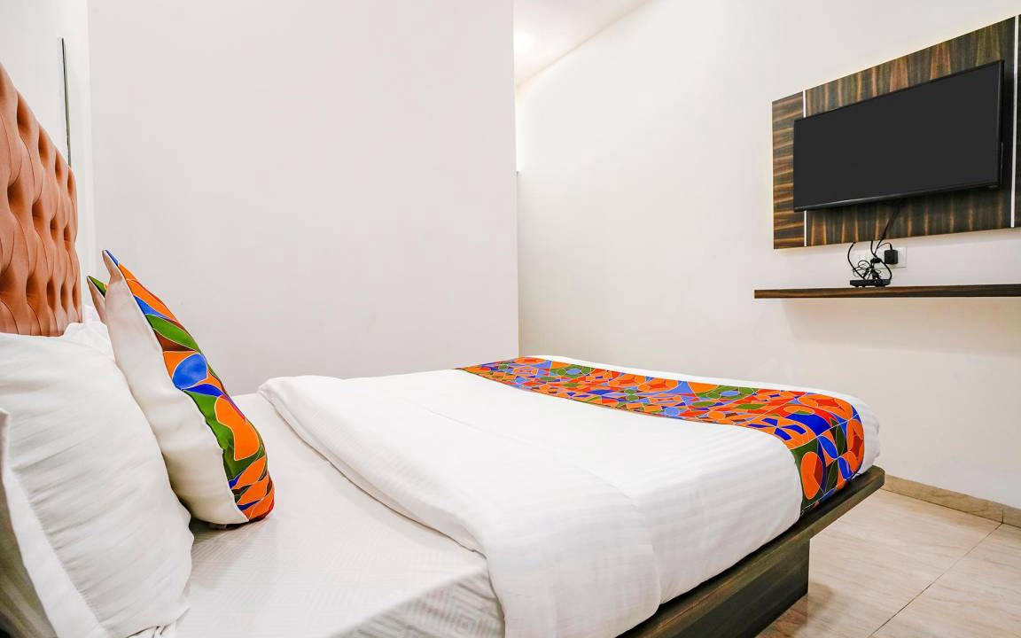 Photo of Bedroom in Aarey Colony
