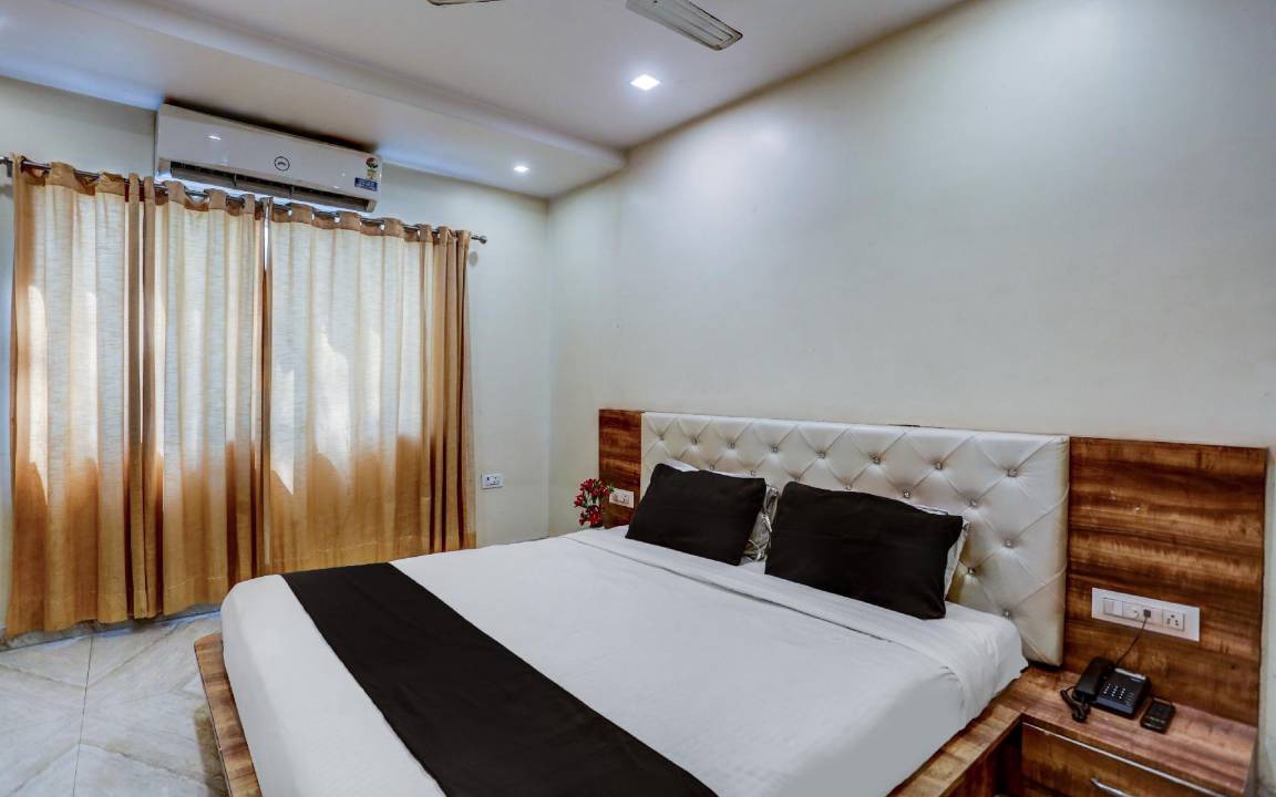 Photo of Bedroom in Injambakkam