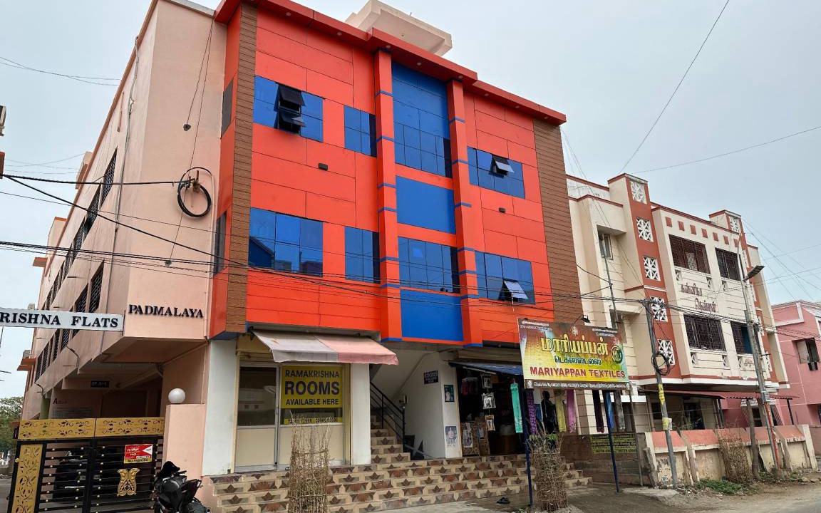 Photo of Buildings in Srirangam