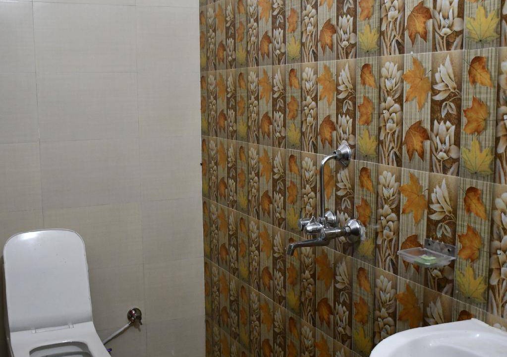 Photo of Bathroom in Mukteshwar