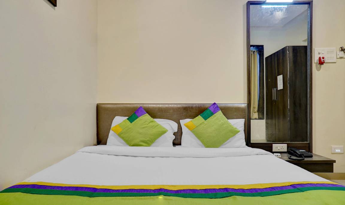 Photo of Bedroom in Hadapsar