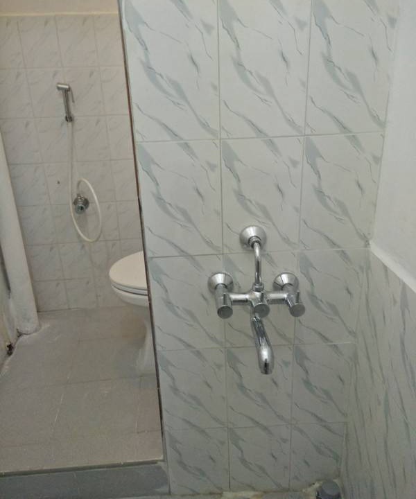Photo of Bathroom in Teynampet