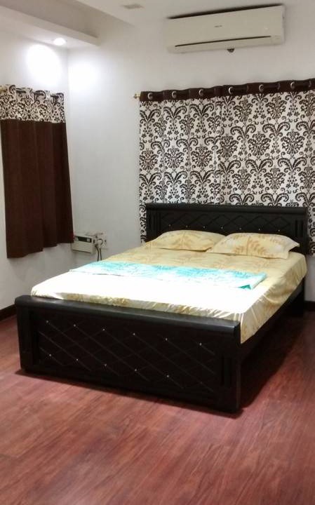 Photo of Bedroom in Teynampet