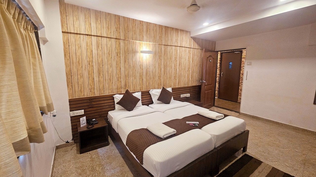 Photo of Bedroom in Malad East