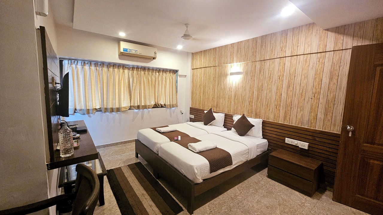 Photo of Bedroom in Malad East