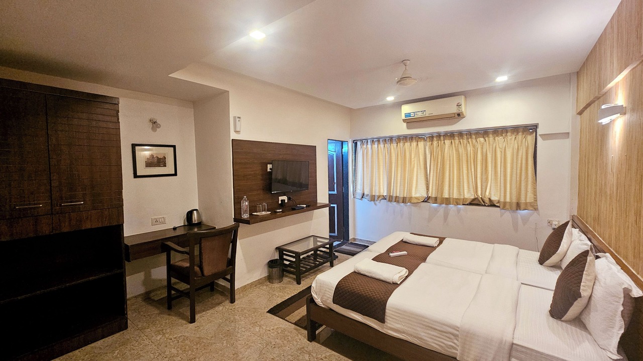 Photo of Bedroom in Malad East