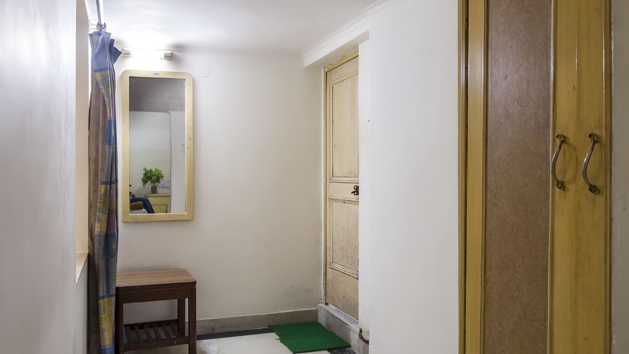 Photo of Bedroom in Karol Bagh
