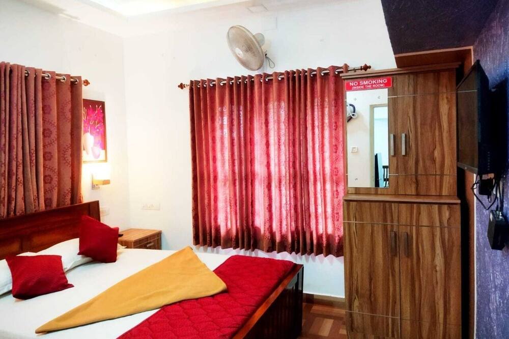 Photo of Bedroom in Anachal