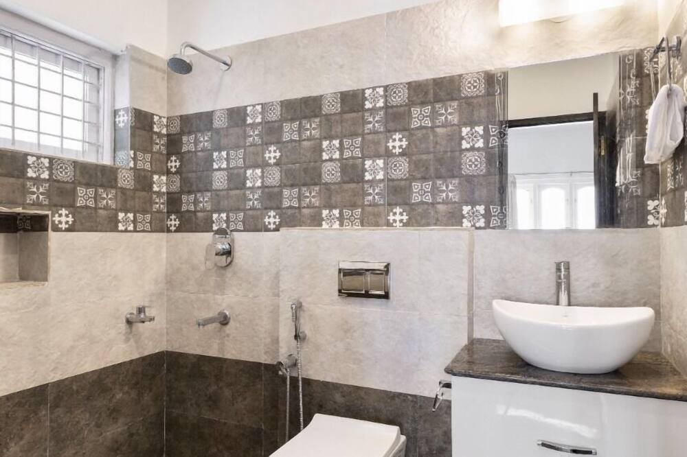 Photo of Bathroom in Kanbylu Baichanalli