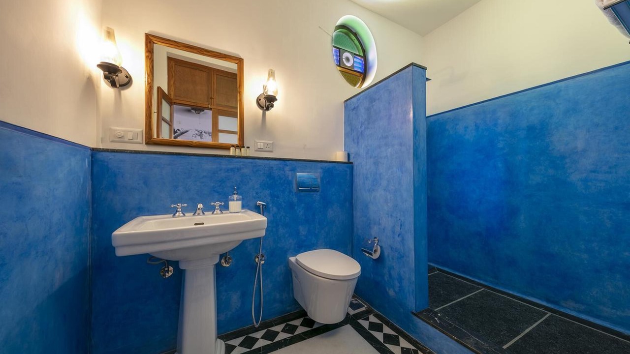 Photo of Bathroom in White Town