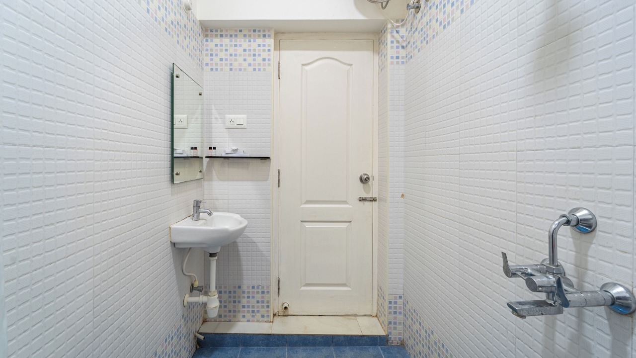 Photo of Bathroom in Annamalai Nagar