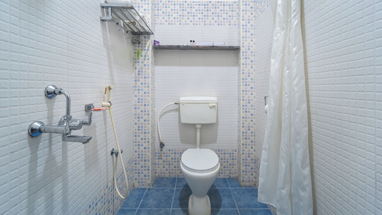 Photo of Bathroom in Annamalai Nagar
