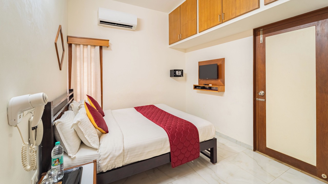 Photo of Bedroom in Annamalai Nagar