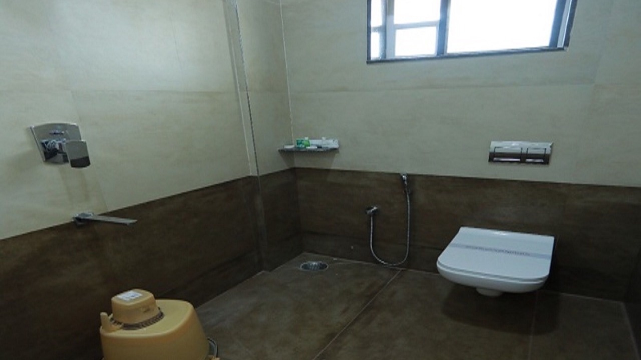 Photo of Bathroom in Karur