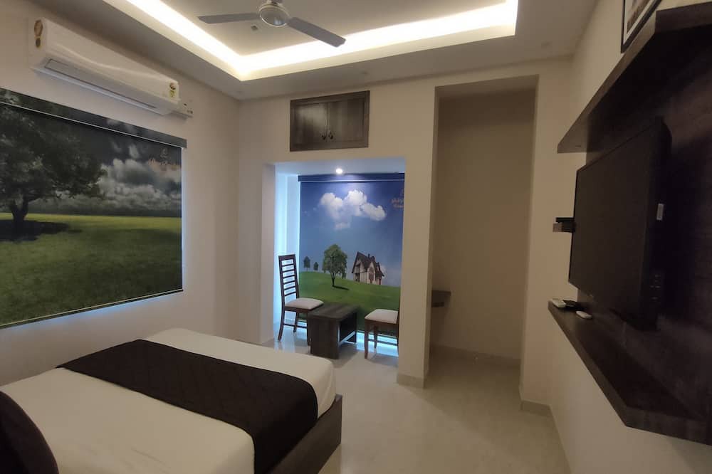 Photo of Bedroom in Periyur