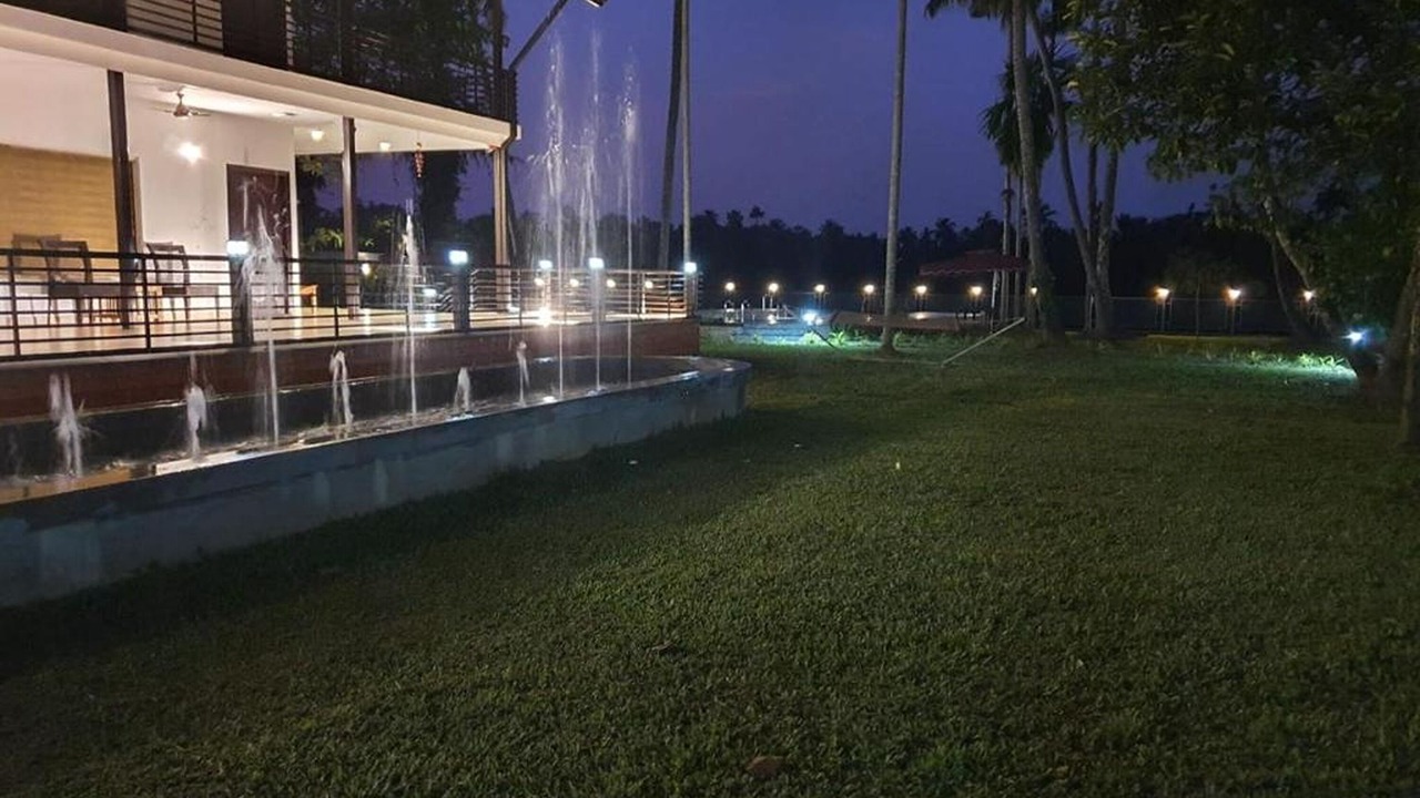 Photo of Outdoor in Eloor