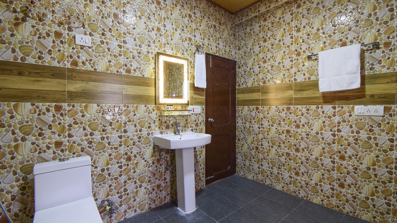 Photo of Bathroom in Shimla
