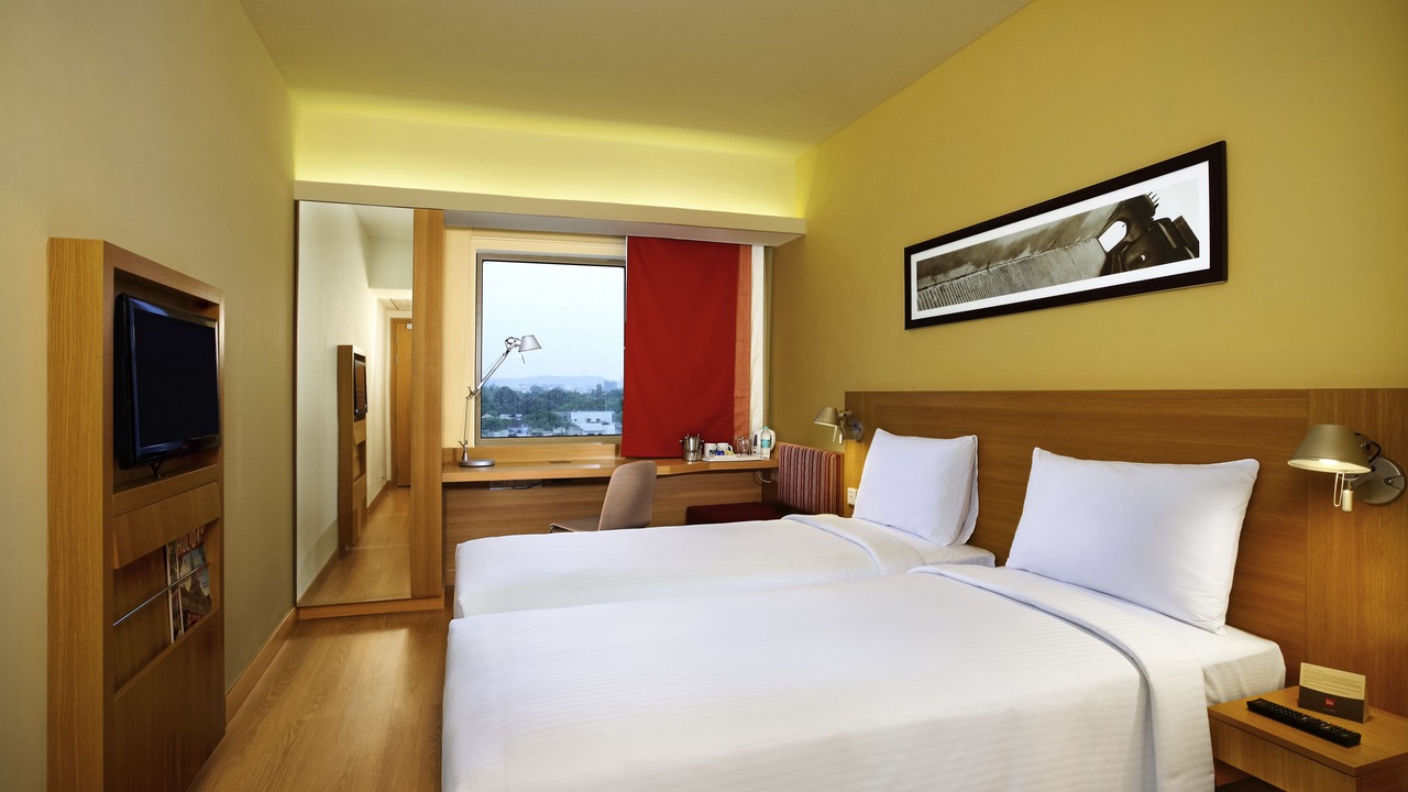 Photo of Bedroom in Navalur
