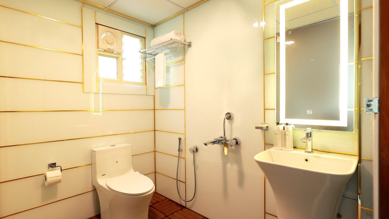 Photo of Bathroom in Tindivanam