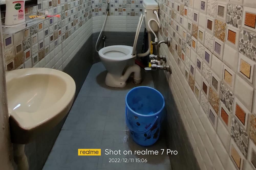 Photo of Bathroom in Mylapore Tiruvallikk