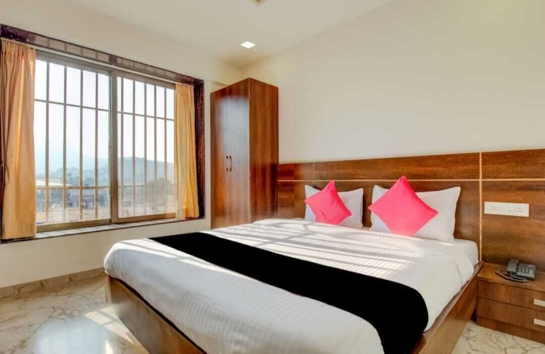 Photo of Bedroom in Trimbak