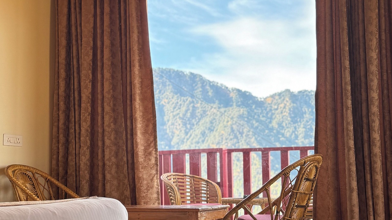 Photo of Patio Balcony in Tehri Range