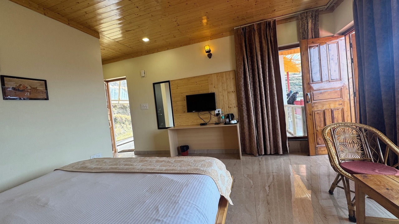 Photo of Patio Balcony in Tehri Range