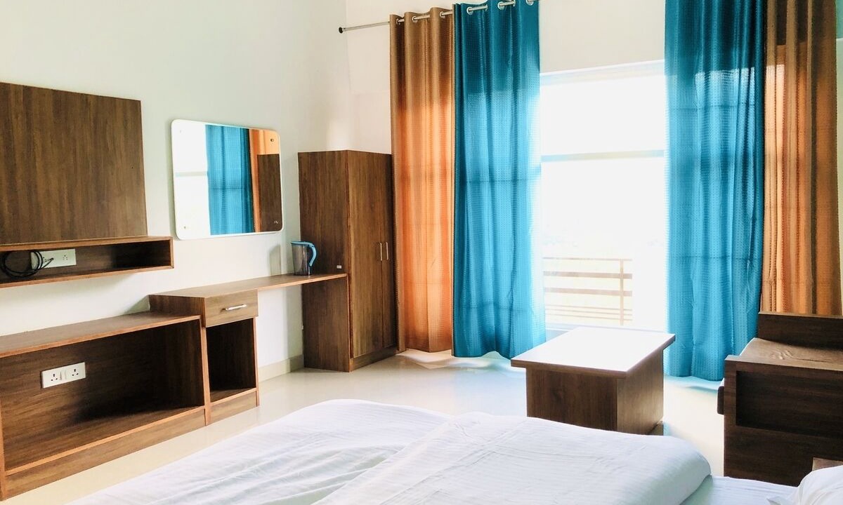 Photo of Bedroom in Narainkoti