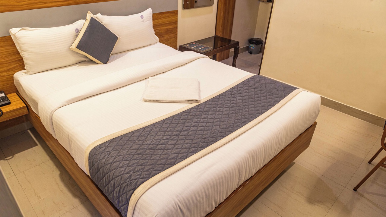 Photo of Bedroom in Iyyappanthangal