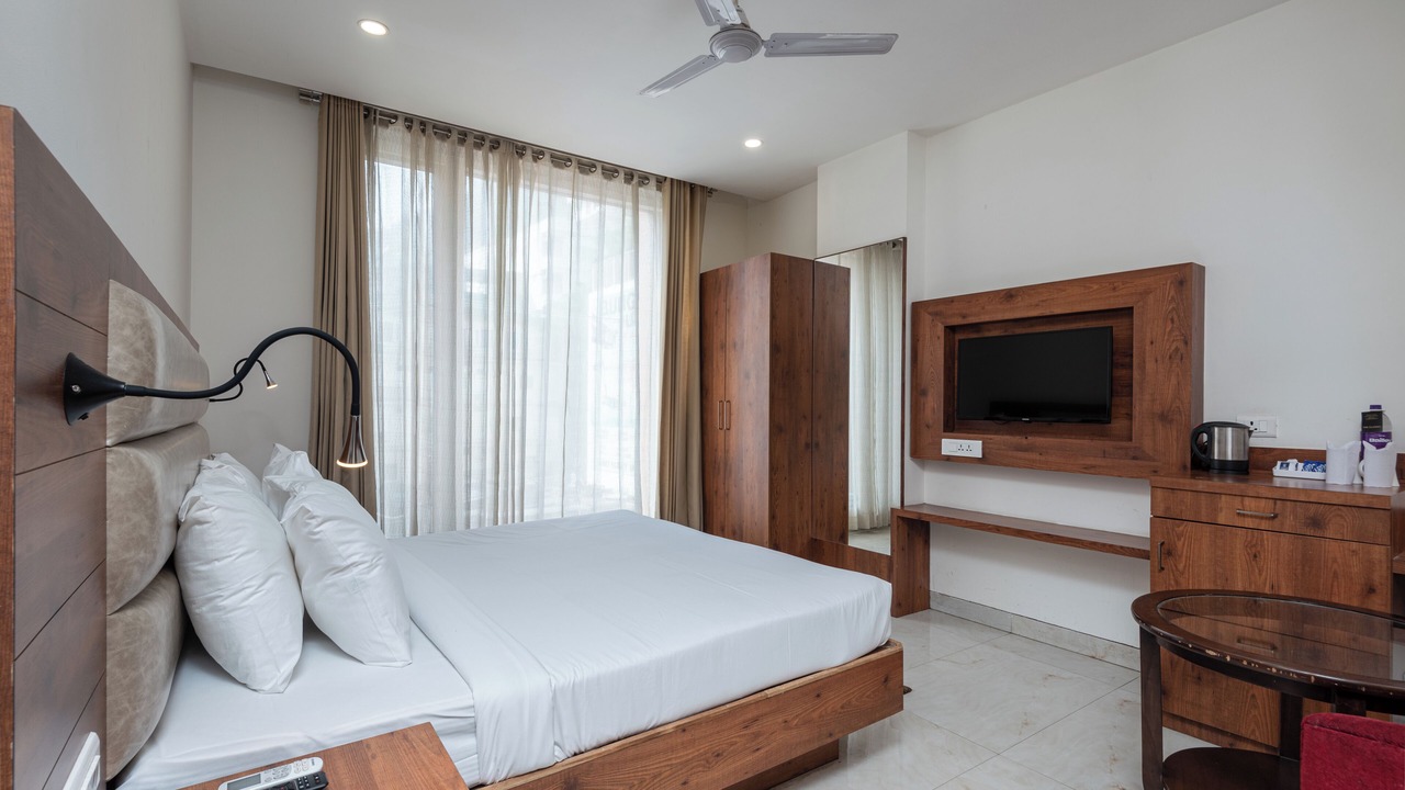Photo of Bedroom in Tapovan