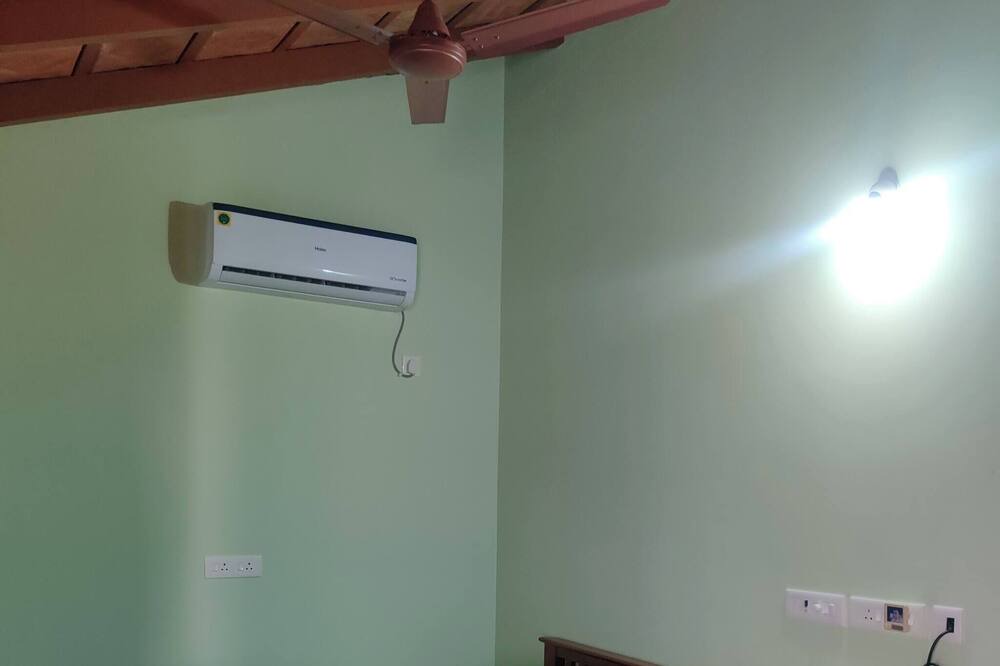 Photo of Bedroom in Pondicherry Beach