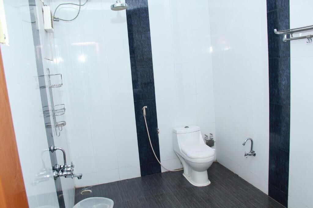 Photo of Bathroom in Thiruparankundram