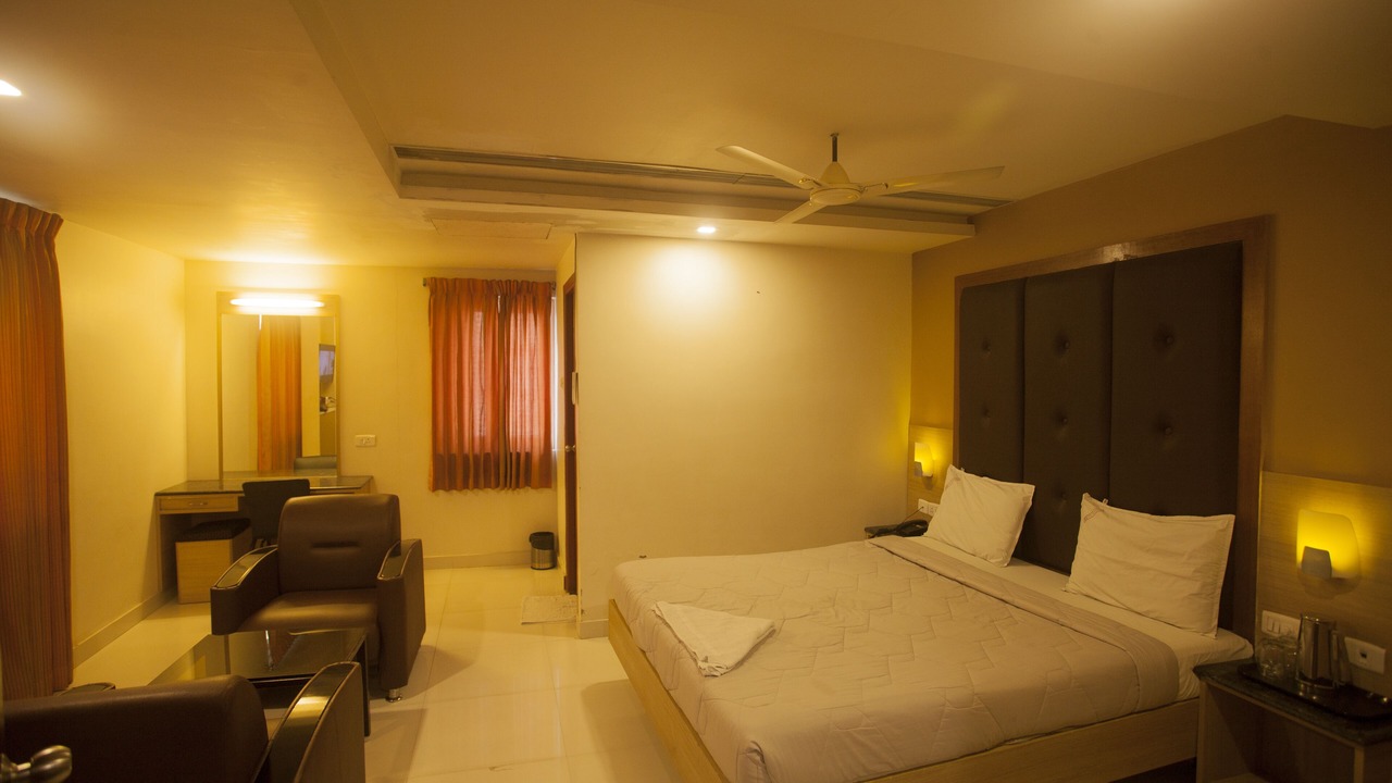 Photo of Bedroom in Tiruppattur
