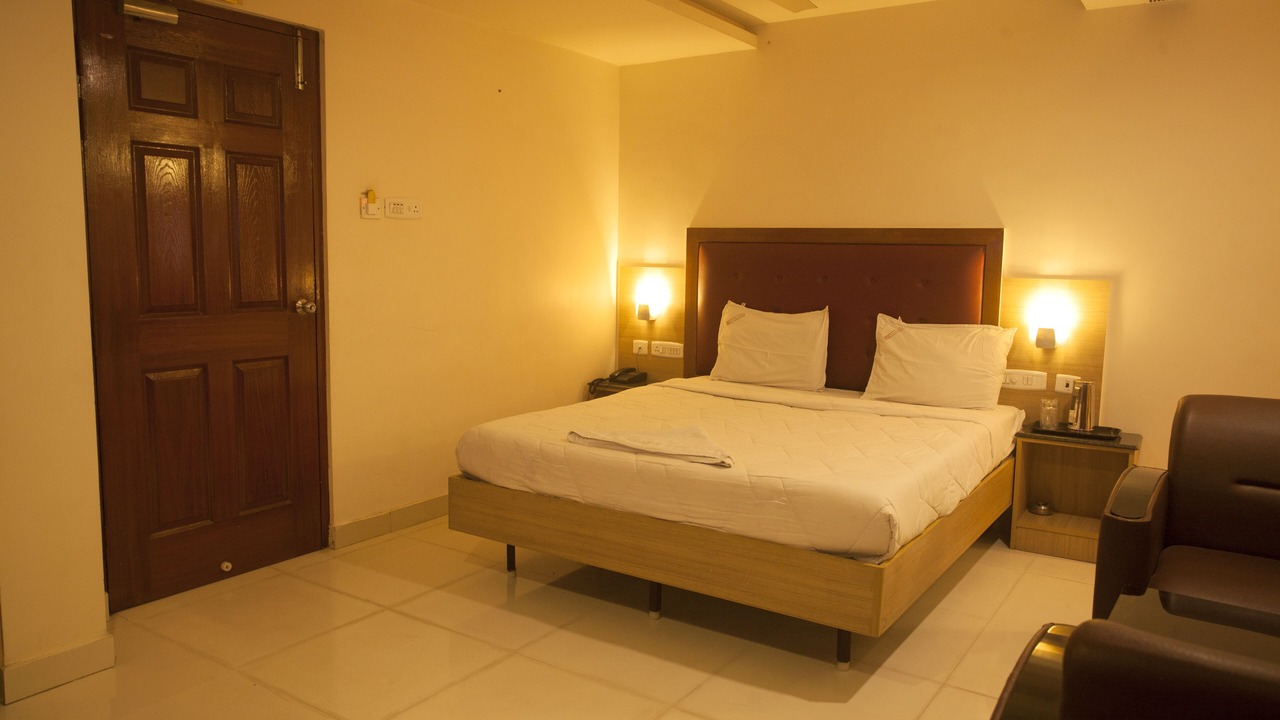 Photo of Bedroom in Tiruppattur