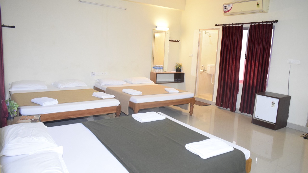 Photo of Bedroom in Tindivanam