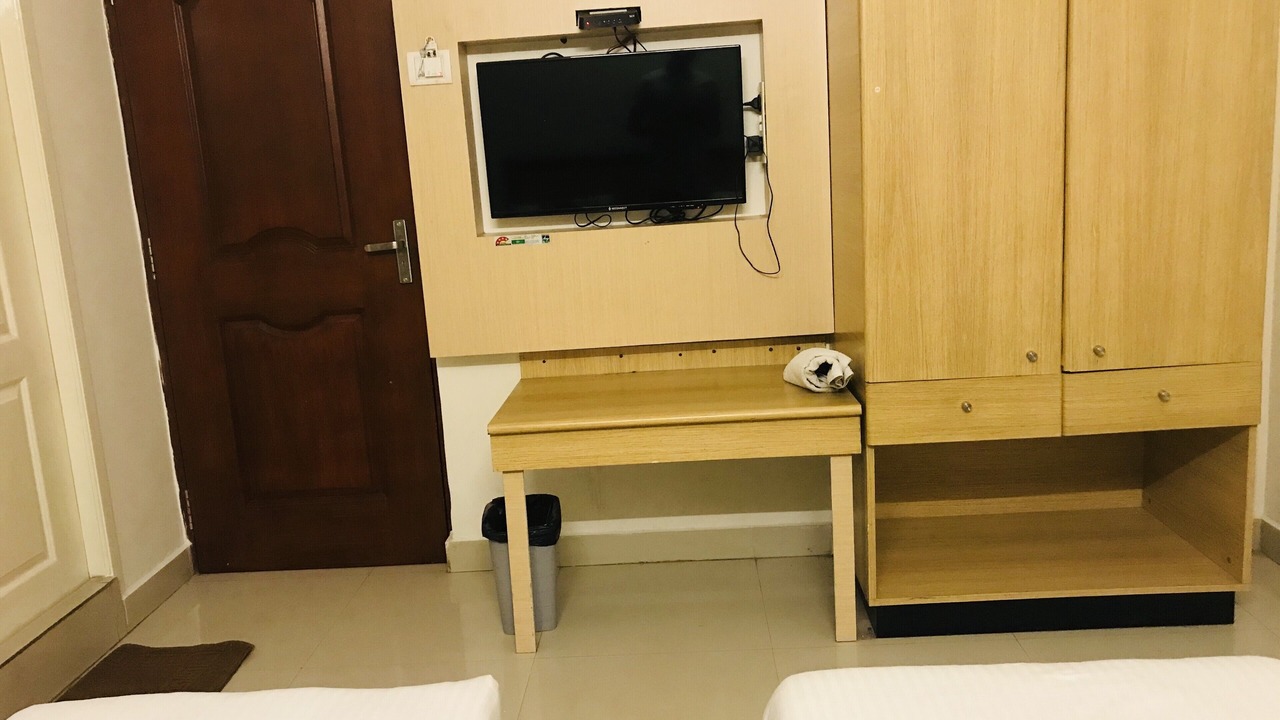 Photo of Bedroom in Mylapore Tiruvallikk