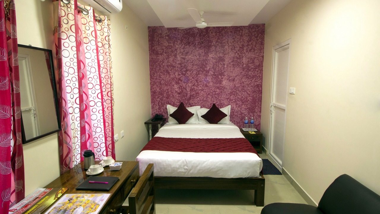 Photo of Bedroom in Pondicherry Beach