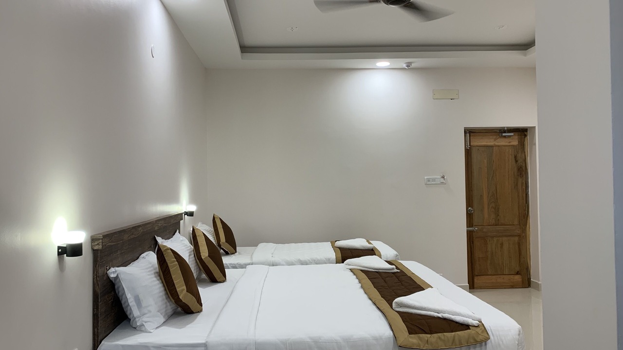 Photo of Bedroom in Pondicherry Beach