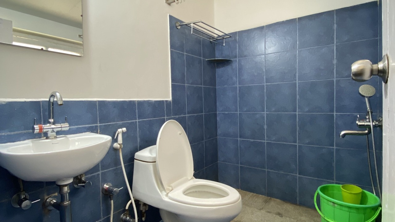 Photo of Bathroom in Ooty