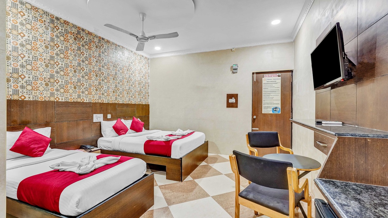 Photo of Bedroom in Teynampet