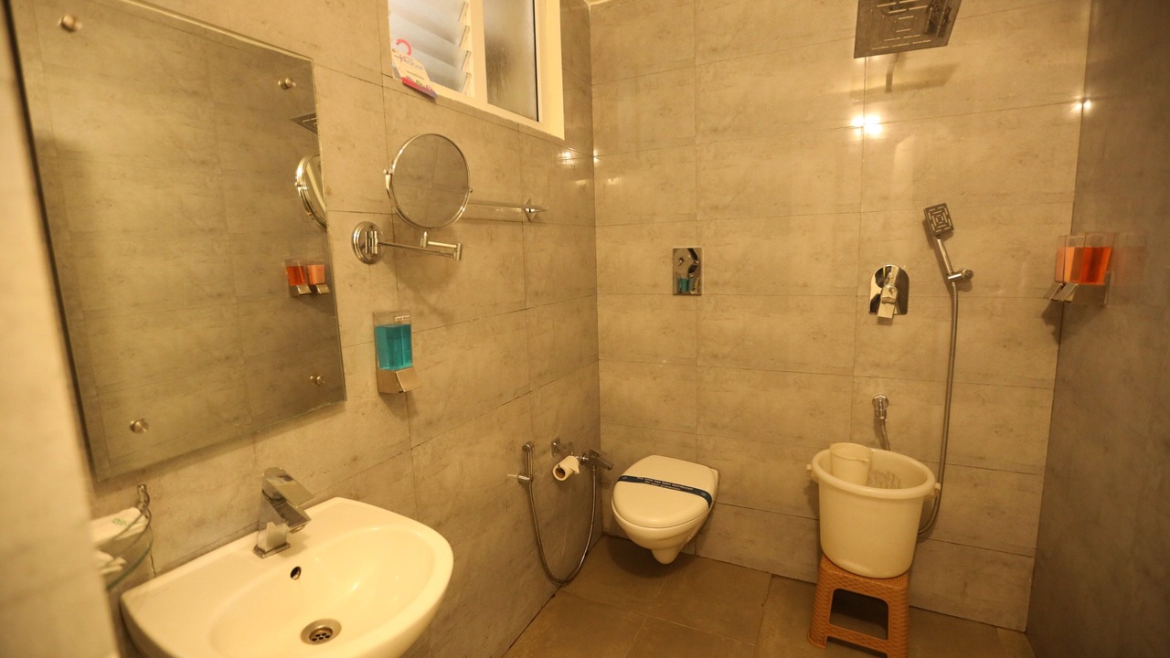 Photo of Bathroom in Thalayathimund